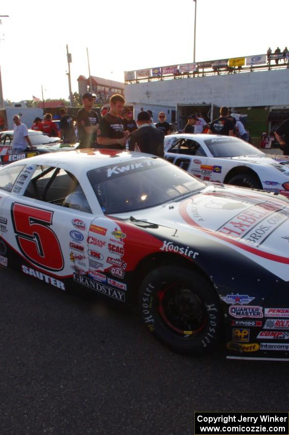 Travis Sauter on the pre-grid