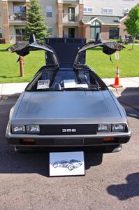 DeLorean DMC-12