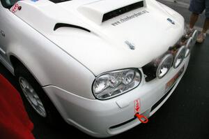 Modified bodywork on the Justin Wollerman / Brian Scott VW R32.