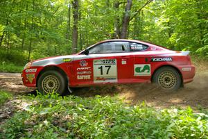 The Antoine L'Estage / Nathalie Richard Hyundai Tiburon battled for the lead in the early going of the event.