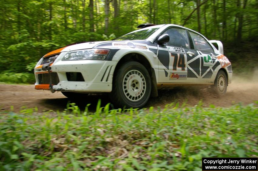 Ramana Lagemann / Mark Williams Mitsubishi Lancer Evo VII was near the top all day.