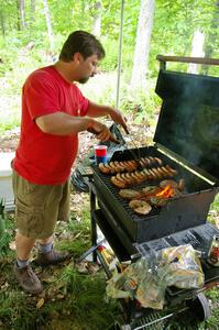 Dan Cook sat out competing at STPR to grill steaks, burgers, and brats for his friends prior to the running of SS6.