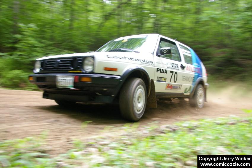 Chris Duplessis / Martin Headland VW GTI at a hairpin on SS3.