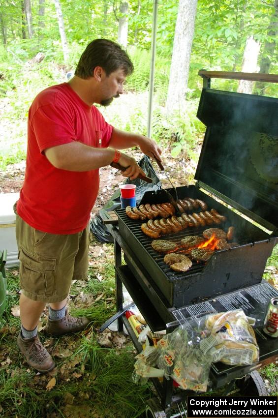 Dan Cook sat out competing at STPR to grill steaks, burgers, and brats for his friends prior to the running of SS6.