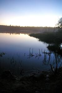 Sunset over McKenzie Lake (2).