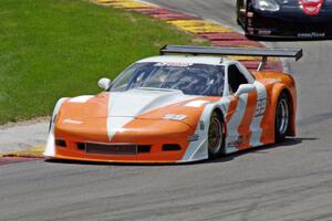 Simon Gregg's Chevy Corvette ahead of Terry Giles' Chevy Corvette