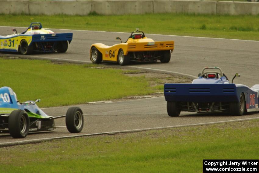 Jeff Beck, Matt Gray and Reid Johnson all in Spec Racer Fords ahead of Steve Barkley's Euroswift SE-1 Formula Ford