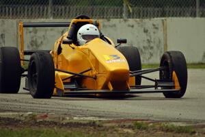 Richard Robinson's Esox FB1 Formula 1000