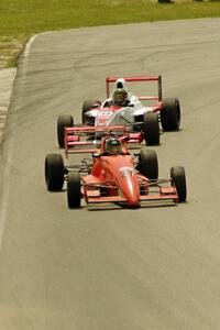 Dave Rounds' Van Diemen RF97 Formula Continental and Jed Copham's Van Diemen FSCCA Formula Enterprise