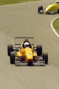 Richard Robinson's Esox FB1 Formula 1000 and Dan Robinson's Van Diemen/Novak Formula B