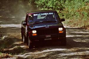 Scott Carlborn / Dale Dewald Jeep Comanche near the start of SS8 (Thorpe Tower).