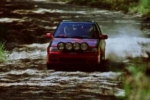 Kurt Winkelmann / Tom Sherony Suzuki Swift near the start of SS8 (Thorpe Tower).