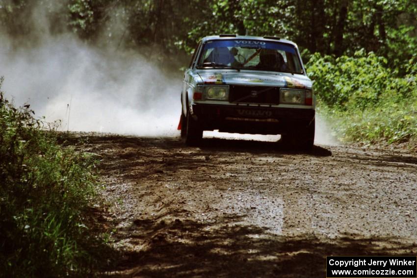 Bill Malik / Christian Edstrom Volvo 240 near the start of SS8 (Thorpe Tower).