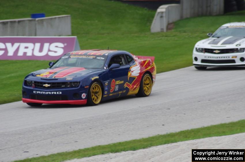 Matt Bell / John Edwards Chevy Camaro GS.R and and Robert Stout / Jeff Bucknum Chevy Camaro GS.R