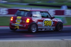 Sarah Cattaneo / Owen Trinkler Mini Cooper S