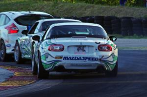 Andrew Carbonell / Nelson Piquet, Jr. Mazda MX-5 and Tyler Cooke / Brad Rampelberg Mazda MX-5
