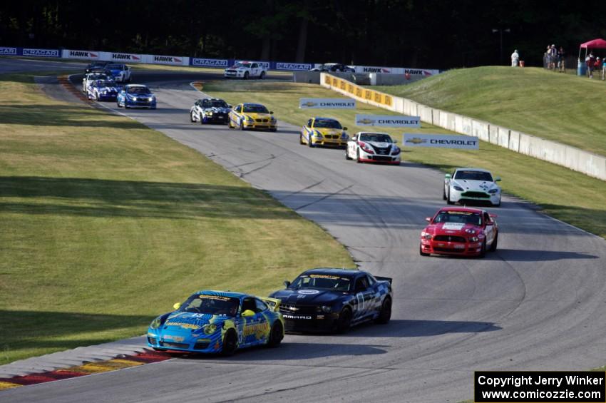 The GS field on the first full green lap