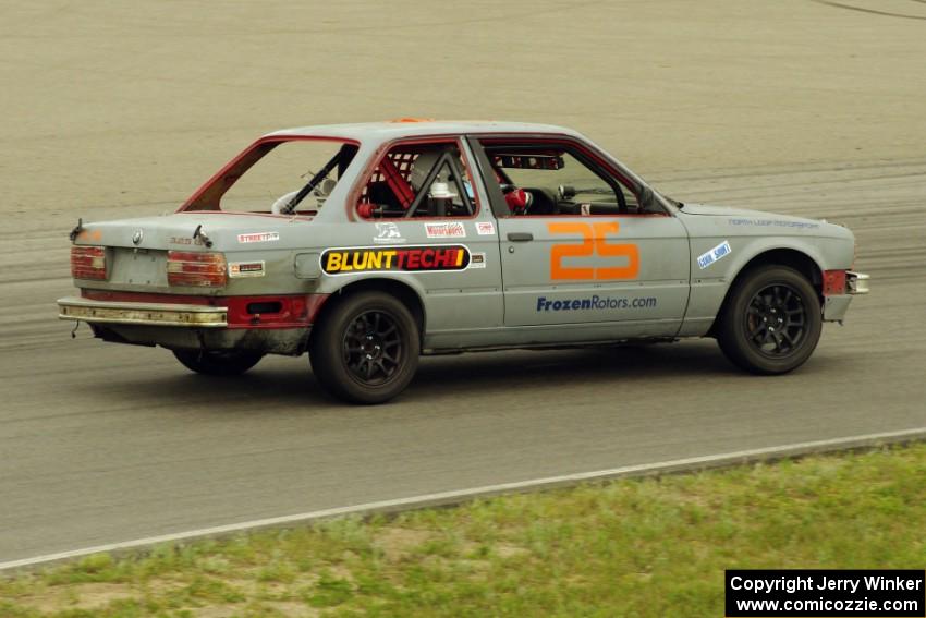 North Loop Motorsports 2 BMW 325