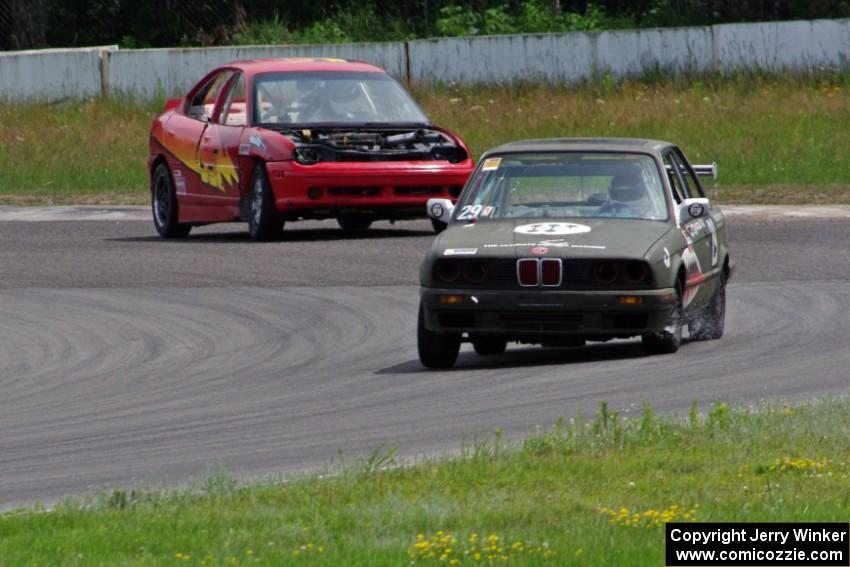 E30 Bombers BMW 325i and NNM Motorsports Dodge Neon