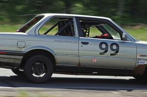 Cheap Shot Racing BMW 325is