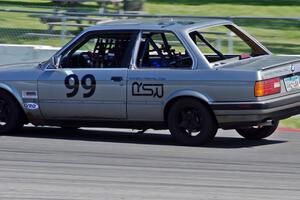 Cheap Shot Racing BMW 325is