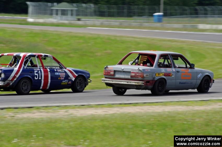 British American Racing BMW 318i goes for an inside pass on the North Loop Motorsports 2 BMW 325