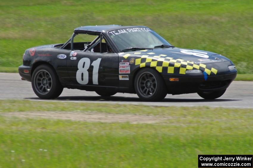 Team Party Cat Mazda Miata