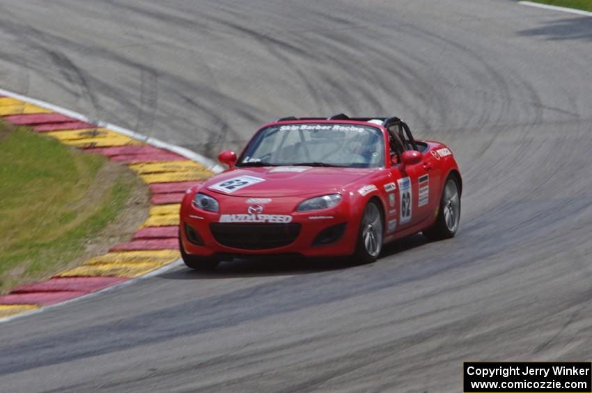 Zachry Lee's Mazda MX-5