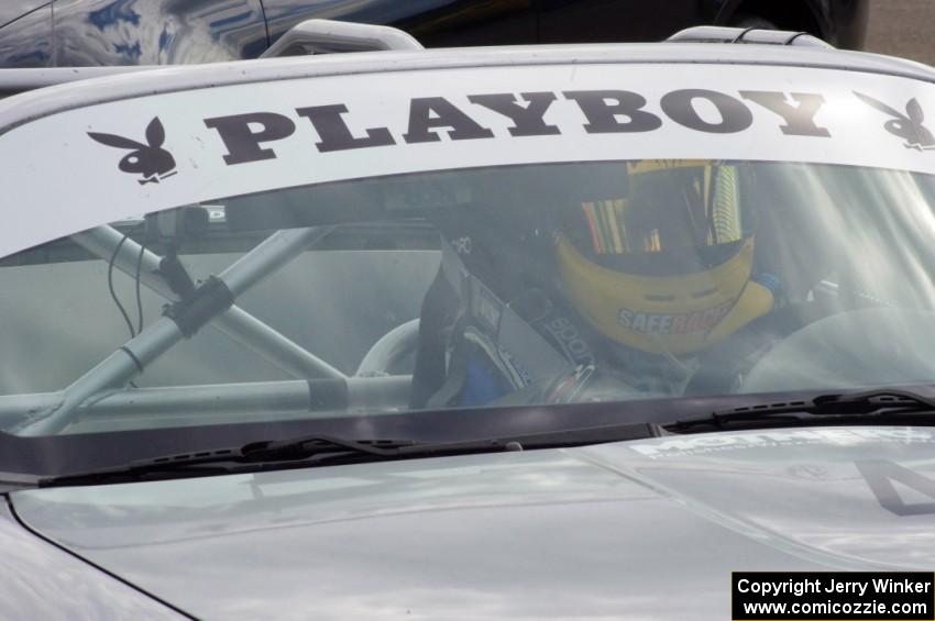 Todd Lamb awaits Saturday morning practice in his Mazda MX-5