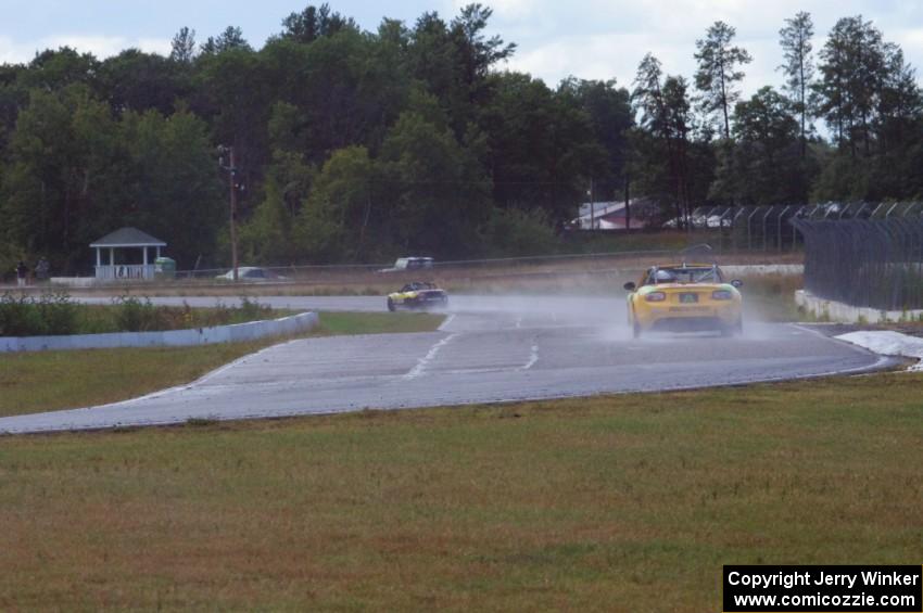 Tim Probert's Mazda MX-5 heads out of turn 6