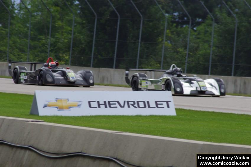 Owen Kratz's and Richard Fant's Panoz Élan DP-02s