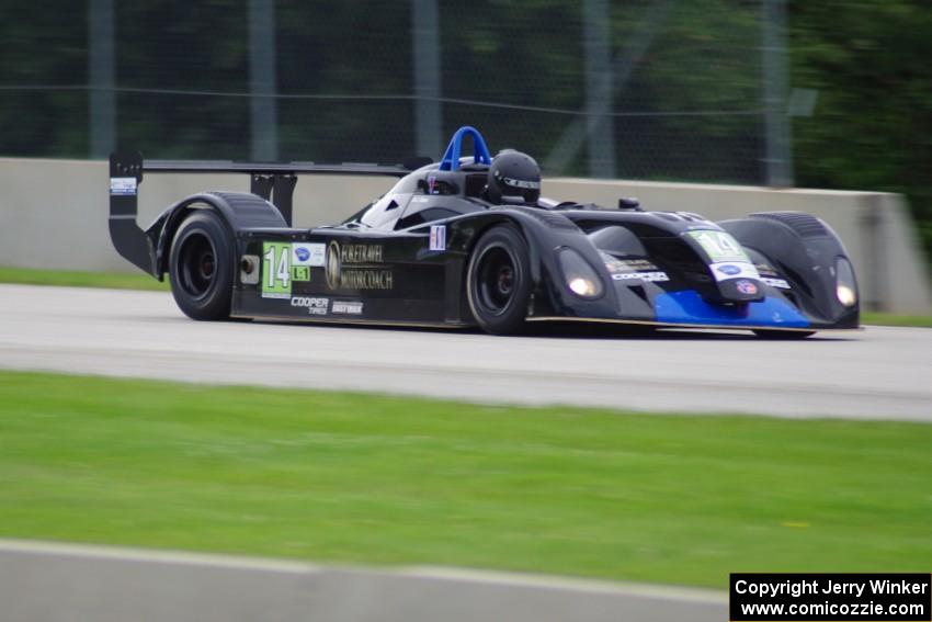 Jonathan Gore's Panoz Élan DP-02