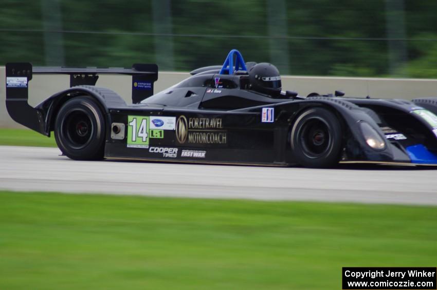 Jonathan Gore's Panoz Élan DP-02