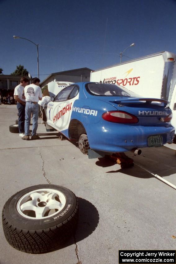 The Paul Choinere / Jeff Becker Hyundai Tiburon is prepped for the stages on day two.