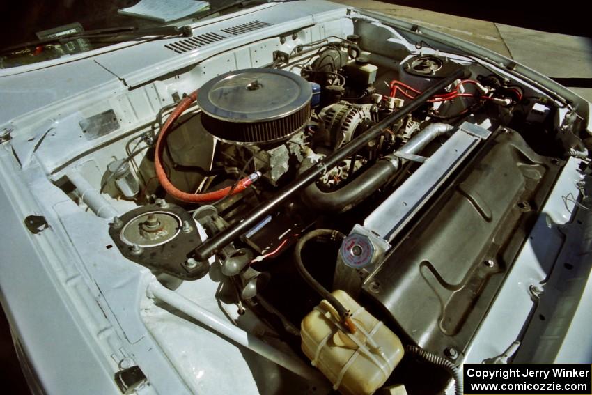 The immaculate well-prepped engine on the Harris Done / Ray Hocker Mazda RX-7.