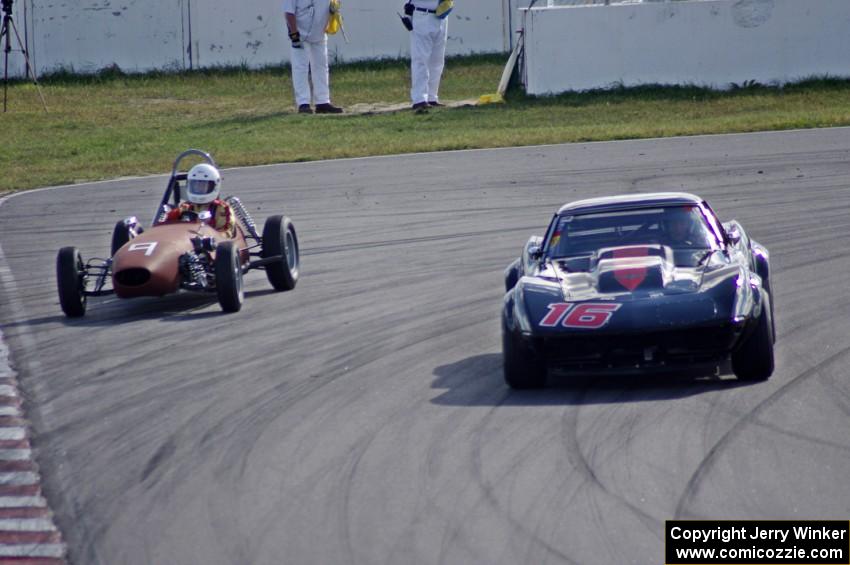 Doug Rippie's Chevy Corvette passes ???'s ???