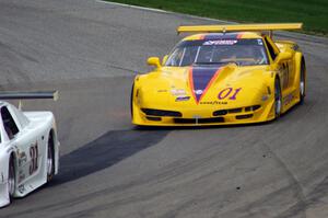 Dave Ruehlow's Ford Mustang and Jim Bradley's Chevy Corvette