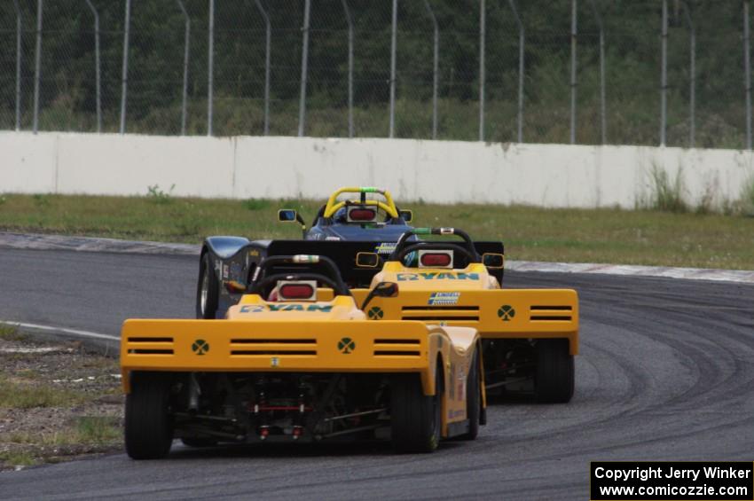 Jean-Luc Liverato, Matt Gray's and Tim Gray's Spec Racer Fords battle