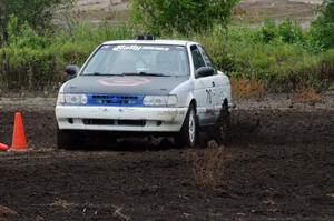 Mark Holden's MF Nissan Sentra SE-R