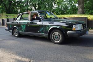 ArtCar 25 - Volvo 240