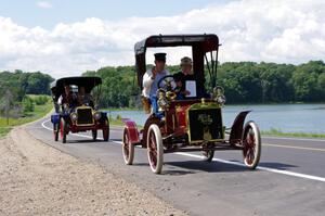 Bob Troendly's 1906 Ford and Bob Reichwaldt's 1908 Rambler