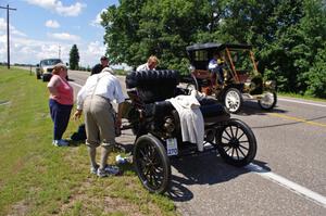 Tim Wiglesworth's 1903 Olds gets more oil