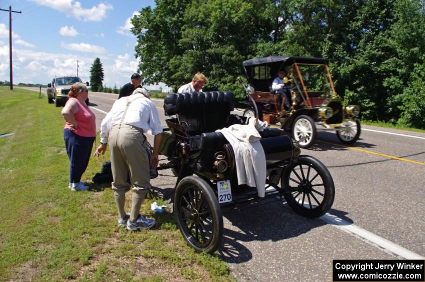 Tim Wiglesworth's 1903 Olds gets more oil