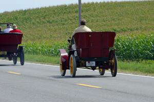 Mike Maloney's 1909 REO and Bruce Van Sloun's 1904 Autocar Type VIII