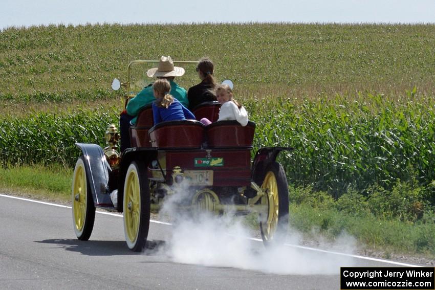 Gene Grengs' 1910 Stanley Steamer