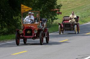 Mike Maloney's 1909 REO and Bruce Van Sloun's 1904 Autocar Type VIII