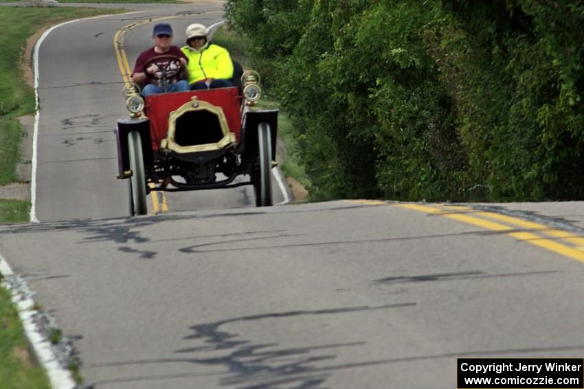 Doug Rohde's 1910 de Dion Bouton