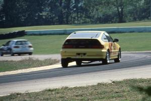 Todd Freeman / Jon Klapperick Honda CRX Si follows the Scott Kronn / Bob Roth Honda Civic Si