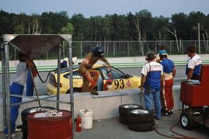 Todd Freeman / Jon Klapperick Honda CRX Si in the pits