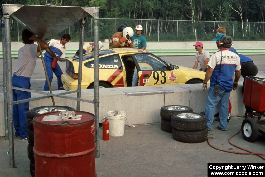 Todd Freeman / Jon Klapperick Honda CRX Si in the pits